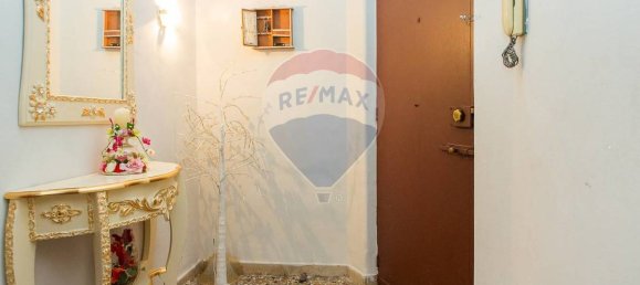 3 bedrooms Apartment in Catania, Italy No. 330044 9