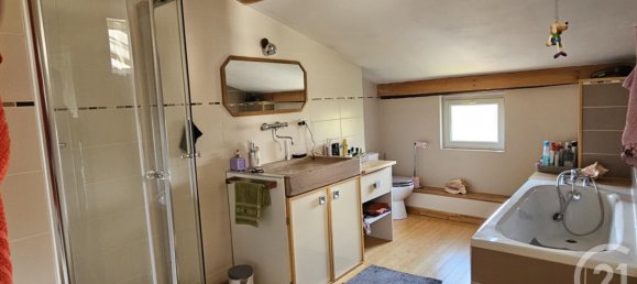 Casa T4 em Vaux-en-Bugey, France N.º 283869 4