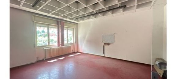 1050m² Commercial property in Varese, Italy No. 279244 5