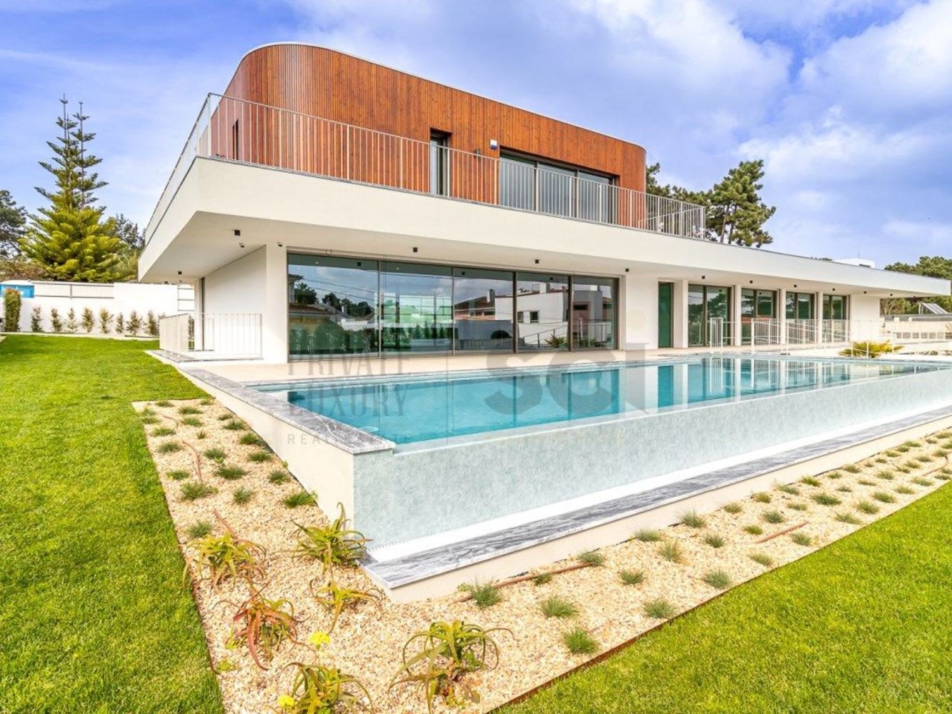 5 Schlafzimmer Haus in Corroios, Portugal, Nr. 107058