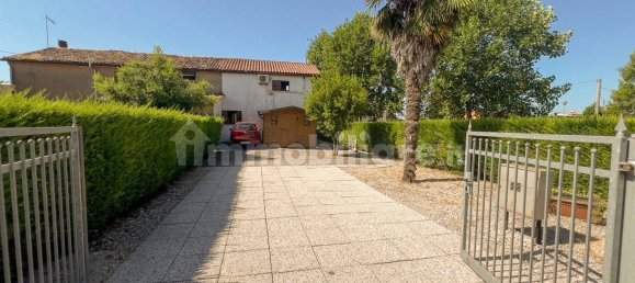 2 Schlafzimmer Villa in Correzzola, Italy, Nr. 287843 3