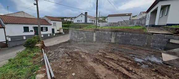 2 bedrooms House in Nordeste, Portugal No. 46783 4