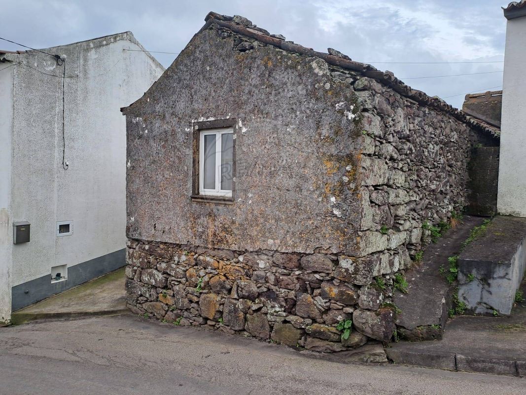 2 bedrooms House in Nordeste, Portugal No. 46783