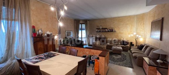 Квартира с 3 спальнями в Брешиа, Италия № 158872 3