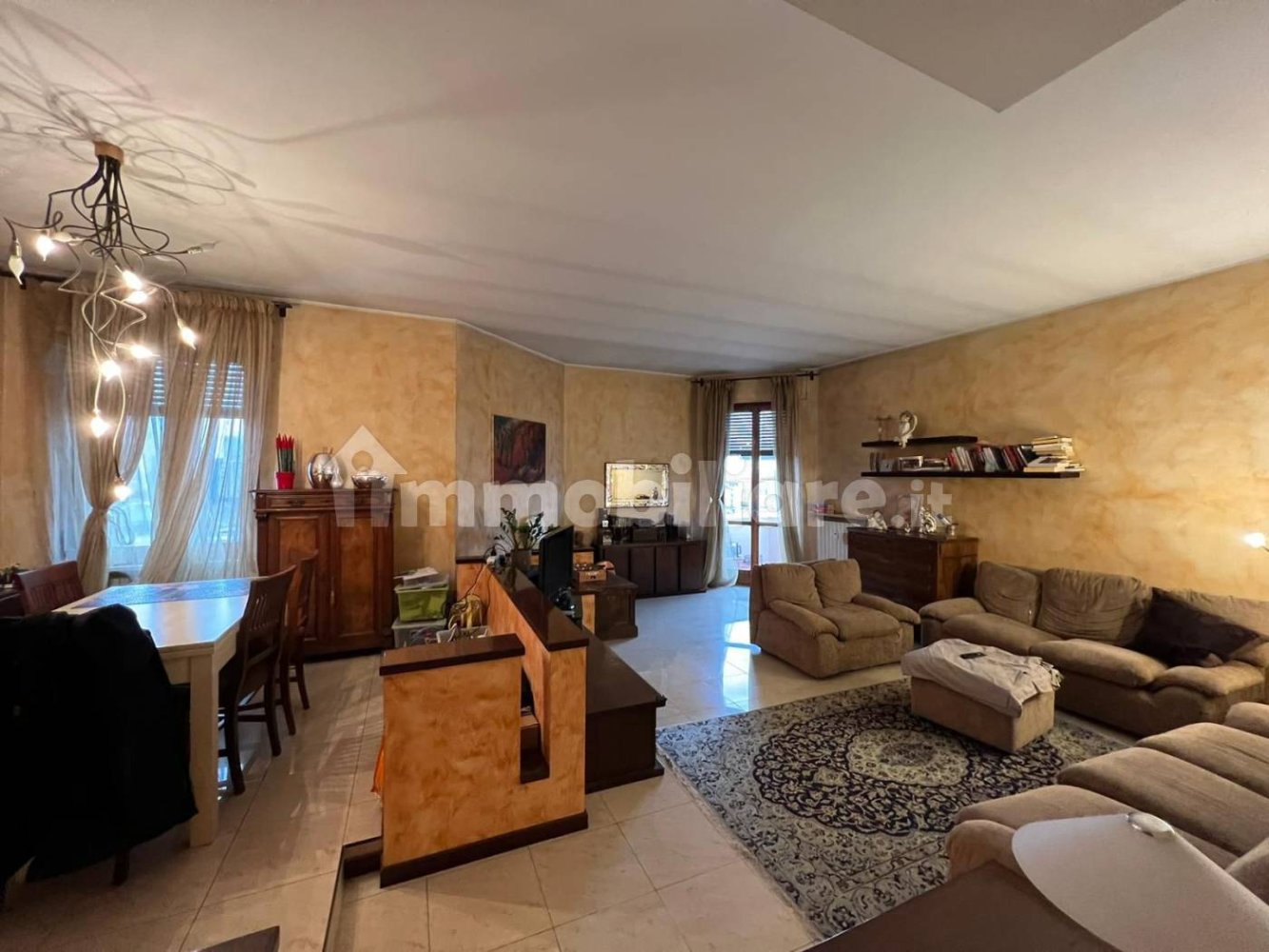 Квартира с 3 спальнями в Брешиа, Италия № 158872