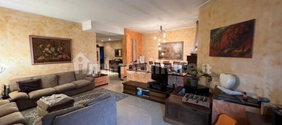 Квартира с 3 спальнями в Брешиа, Италия № 158872 9