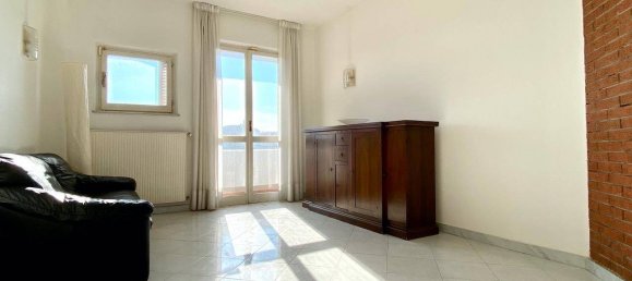 2 bedrooms Apartment in Massa, Italy No. 199356 3