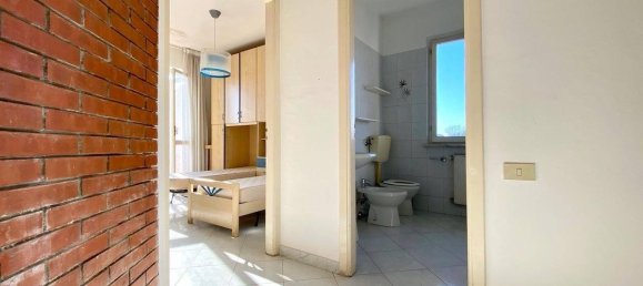 2 bedrooms Apartment in Massa, Italy No. 199356 16