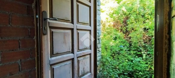 3 bedrooms House in Aosta, Italy No. 362421 7