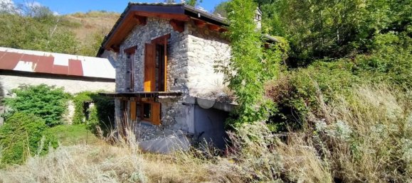 3 bedrooms House in Aosta, Italy No. 362421 4
