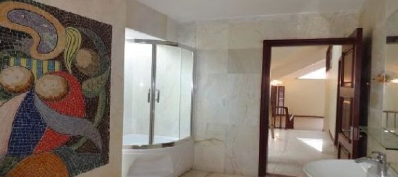 4 bedrooms Villa in Tay Ho, Vietnam No. 4855 26