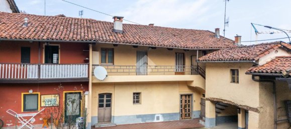 4-salle Maison à Verzuolo, Italy No. 29502 2