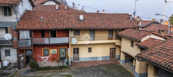 4-salle Maison à Verzuolo, Italy No. 29502 32