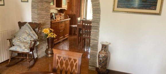 7-Zimmer Wohnung in Offagna, Italy, Nr. 32305 2