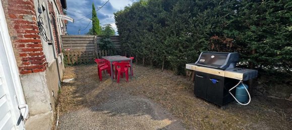 1 bedroom Apartment in Saint-Genest-Lerpt, France No. 355495 2