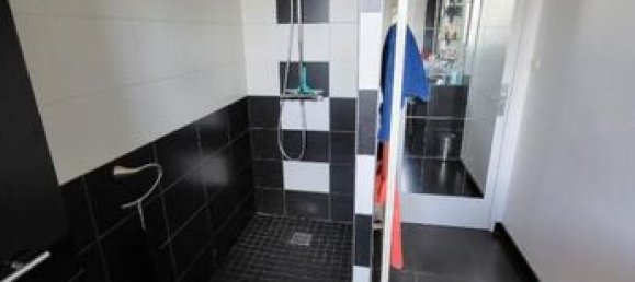 5 Schlafzimmer Haus in Evron, France, Nr. 306386 6