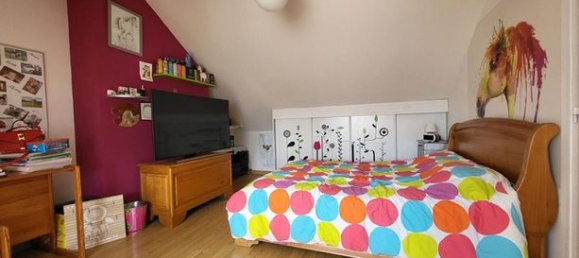 5 Schlafzimmer Haus in Evron, France, Nr. 306386 9