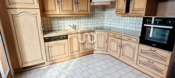 4 bedrooms House in Bourges, France No. 246004 8