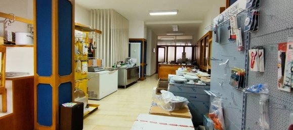 3 rooms Commercial property in Udine, Italy No. 111414 46