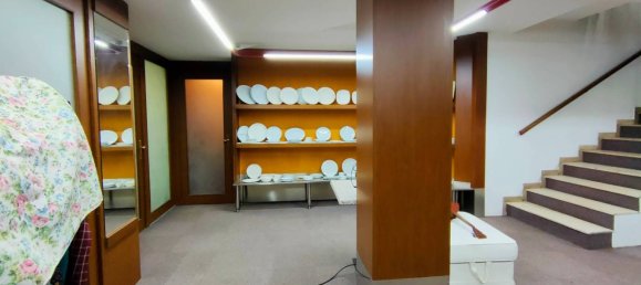 3 rooms Commercial property in Udine, Italy No. 111414 37