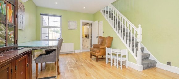 3 bedrooms House in Watford, United Kingdom No. 6049 23