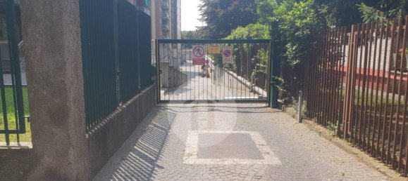 Entrepôt à Cinisello Balsamo, Italy 139m² No. 261886 2