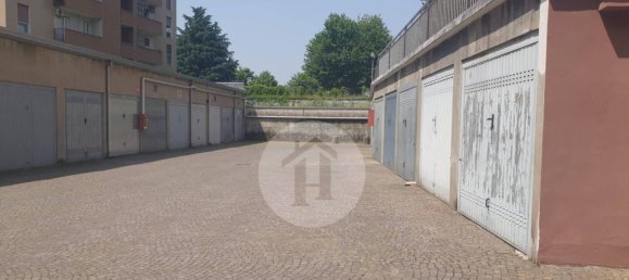 Entrepôt à Cinisello Balsamo, Italy 139m² No. 261886 31