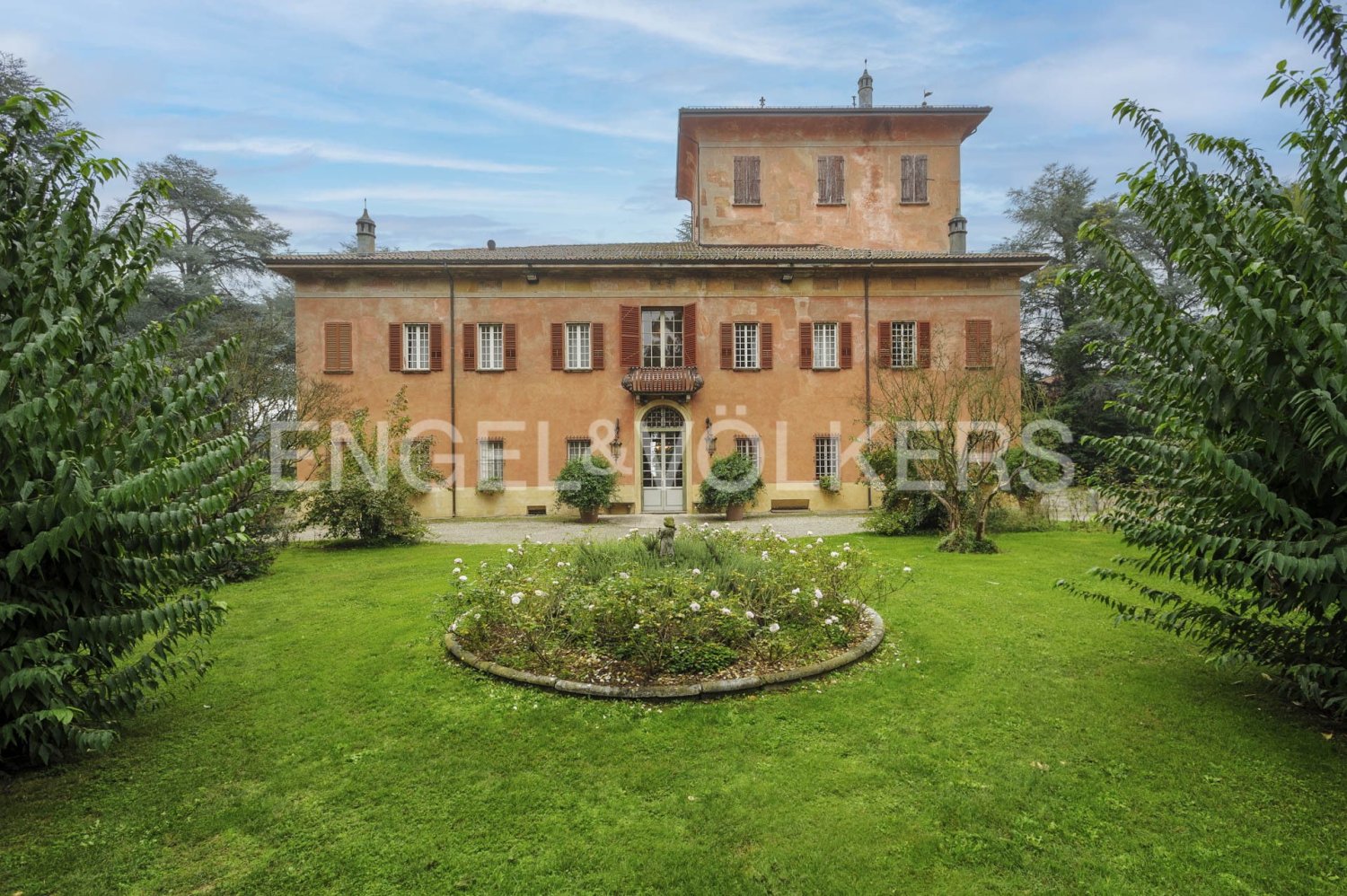 14 bedrooms Villa in Sasso Marconi, Italy No. 102147