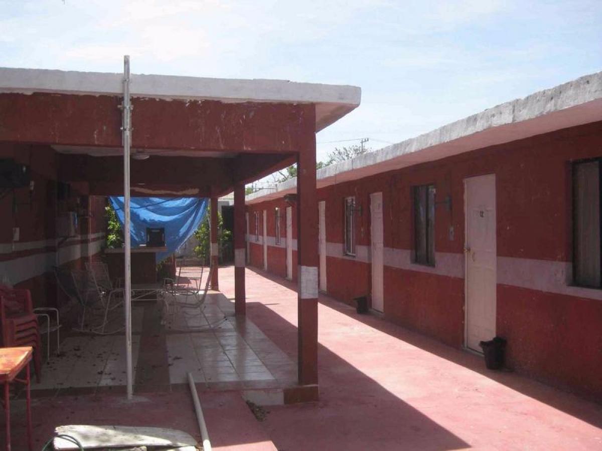 570m² Building in Yucatan, Mexico No. 201377