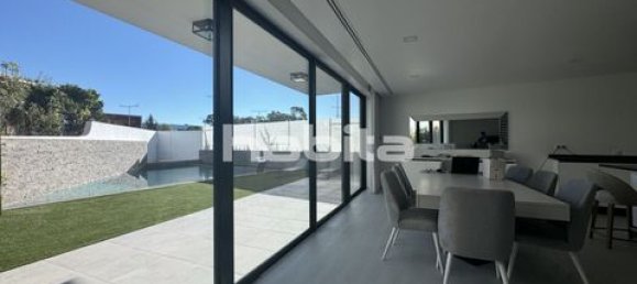4 Schlafzimmer Villa in Alvor, Portugal, Nr. 150994 3