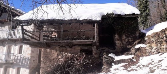 2 rooms House in Fontainemore, Italy No. 75683 5