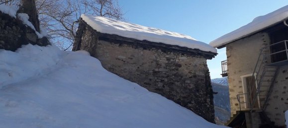 2 rooms House in Fontainemore, Italy No. 75683 3