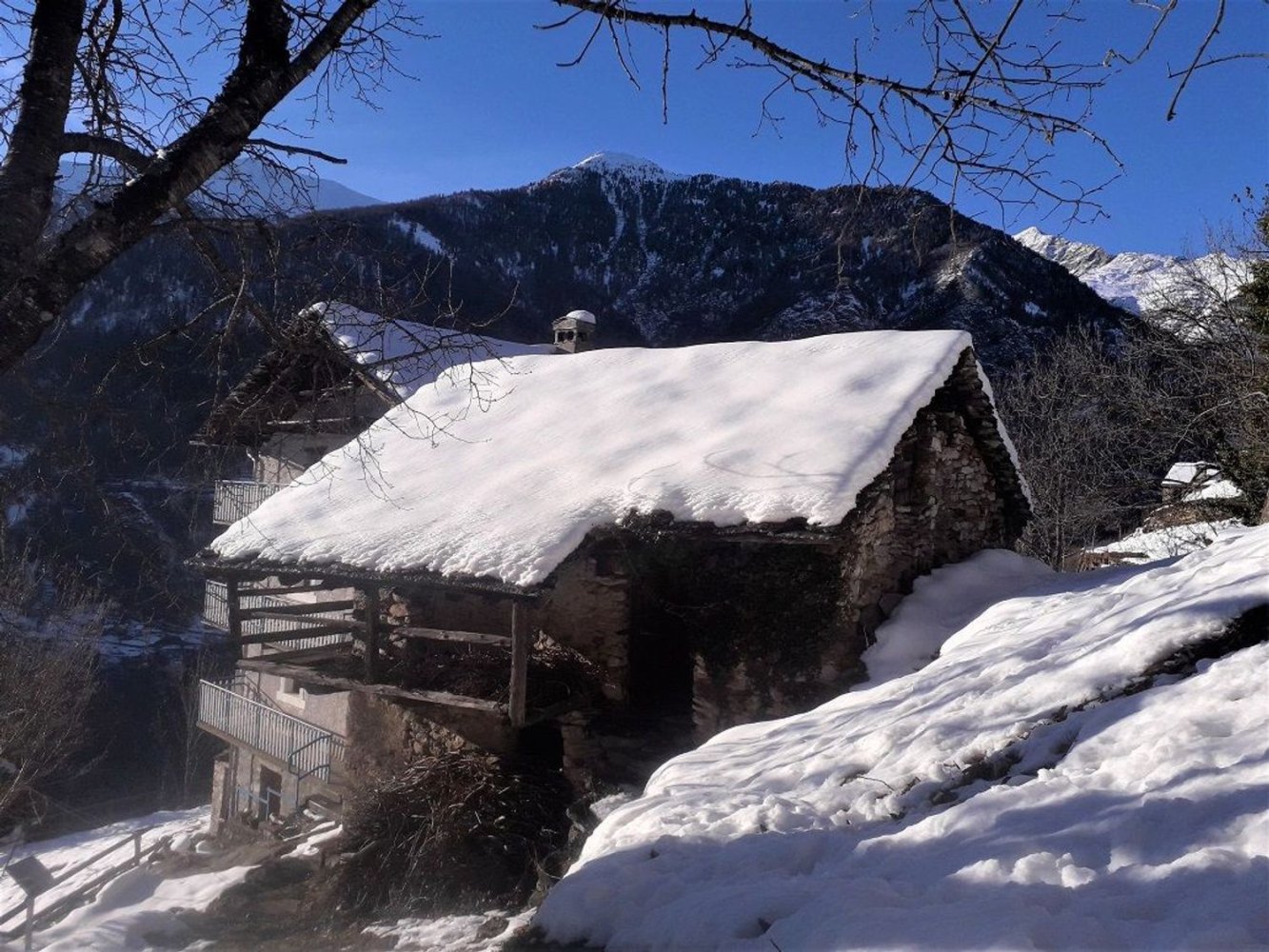 2 rooms House in Fontainemore, Italy No. 75683