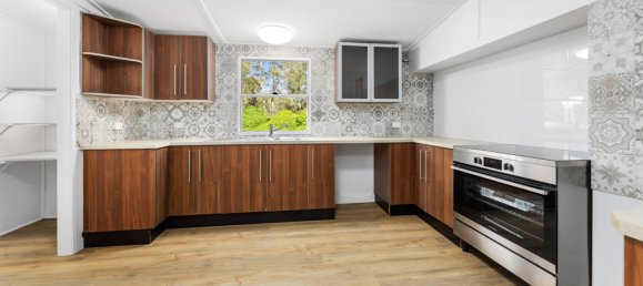 Дом с 7 спальнями в Mount Delaney, Австралия № 937 24