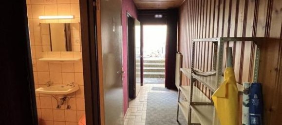  مكتب في Wintzenheim, France 172متر مربع رقم 212270 6