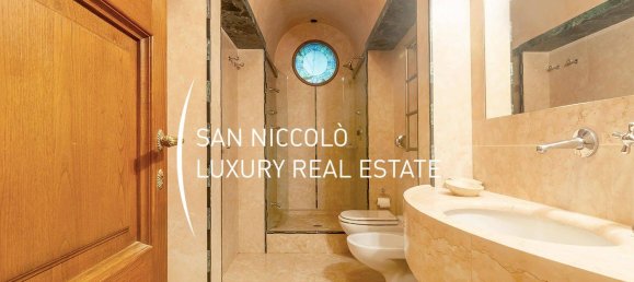 5 bedrooms Penthouse in Florence, Italy No. 214227 19