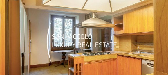 5 bedrooms Penthouse in Florence, Italy No. 214227 10