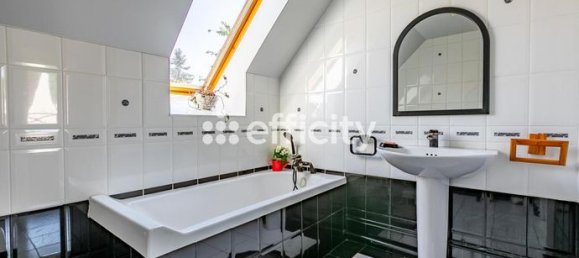 4 bedrooms House in Senlis, France No. 303460 9