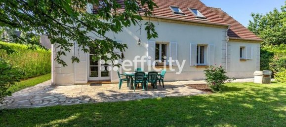 4 bedrooms House in Senlis, France No. 303460 10