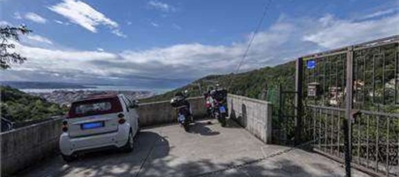 7-salle Villa à Trieste, Italy No. 284229 3