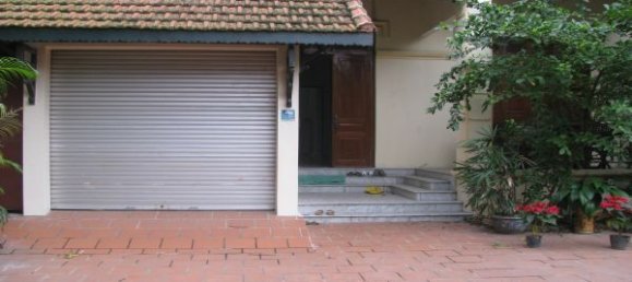 Villa de 4 dormitorios en Tay Ho, Vietnam No. 6698 3