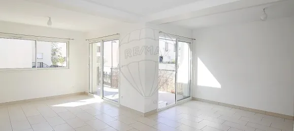 5 Schlafzimmer Haus in Colombes, France, Nr. 319005 4