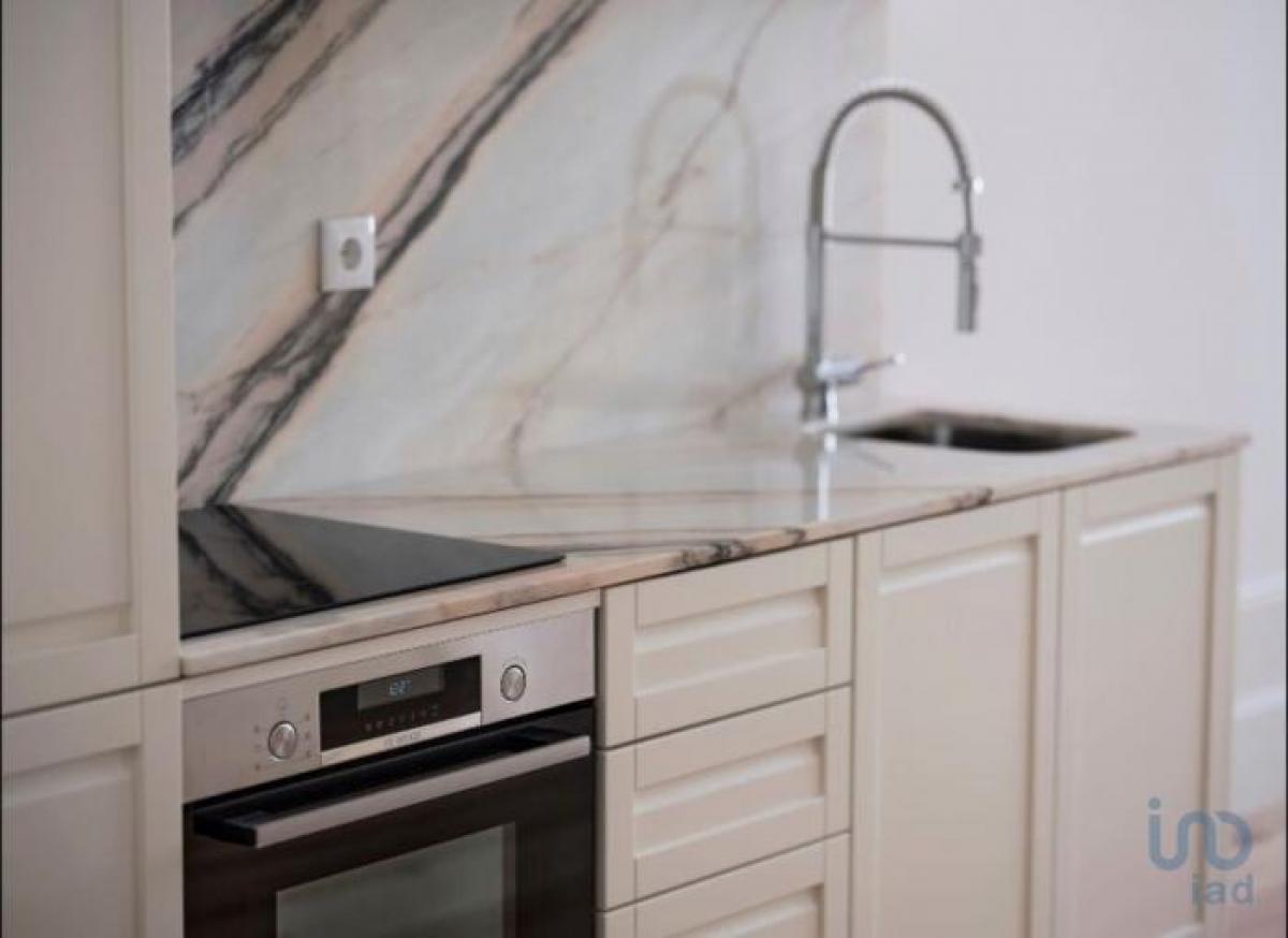 Studio in Porto, Portugal No. 6069