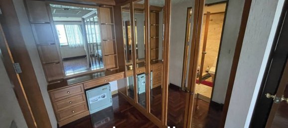 1 bedroom Condo in Khlong Toei, Thailand No. 14976 5