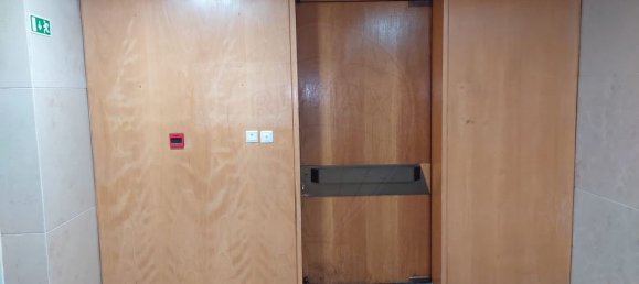 268m² Office in Lisbon, Portugal No. 181325 15