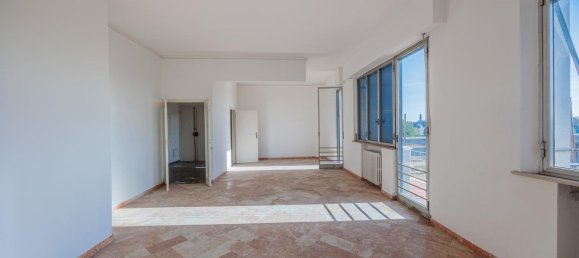 4 rooms Apartment in Siena, Italy No. 67402 24