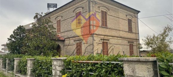 11-salle Villa à Corropoli, Italy No. 146659 14