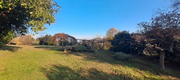Casa de 8 habitaciónes en Cerrione, Italy No. 201237 16