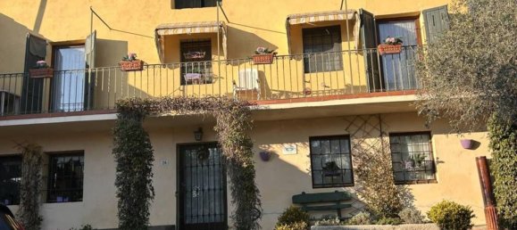 Casa de 8 habitaciónes en Cerrione, Italy No. 201237 9