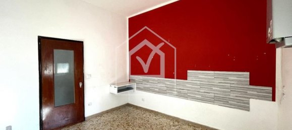 Apartamento de 3 divisões em Bari, Italy N.º 290817 4